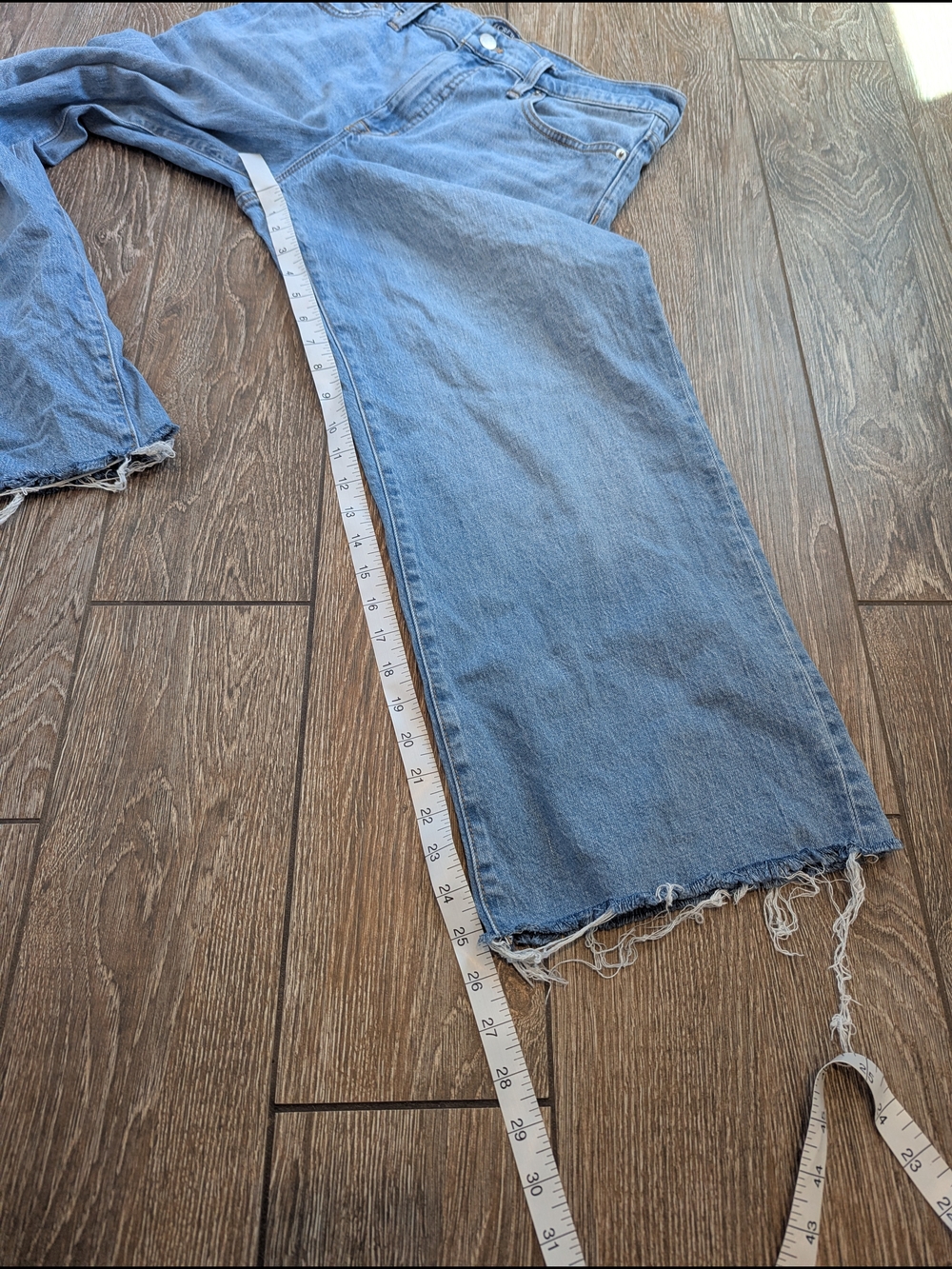 J. Crew Factory Wide Leg Crop Jeans Size 30 X 27 Raw Hem Light Wash Spring Rain - Picture 8 of 9